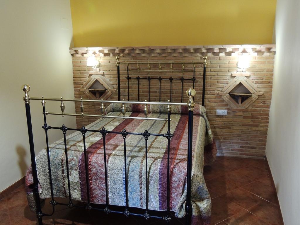 Las Bodegas Del Gilo Valdealgorfa Ruang foto