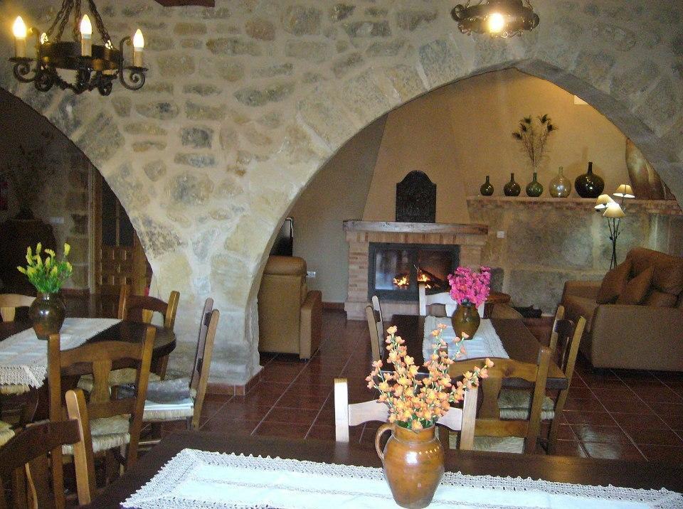 Las Bodegas Del Gilo Valdealgorfa Bagian luar foto